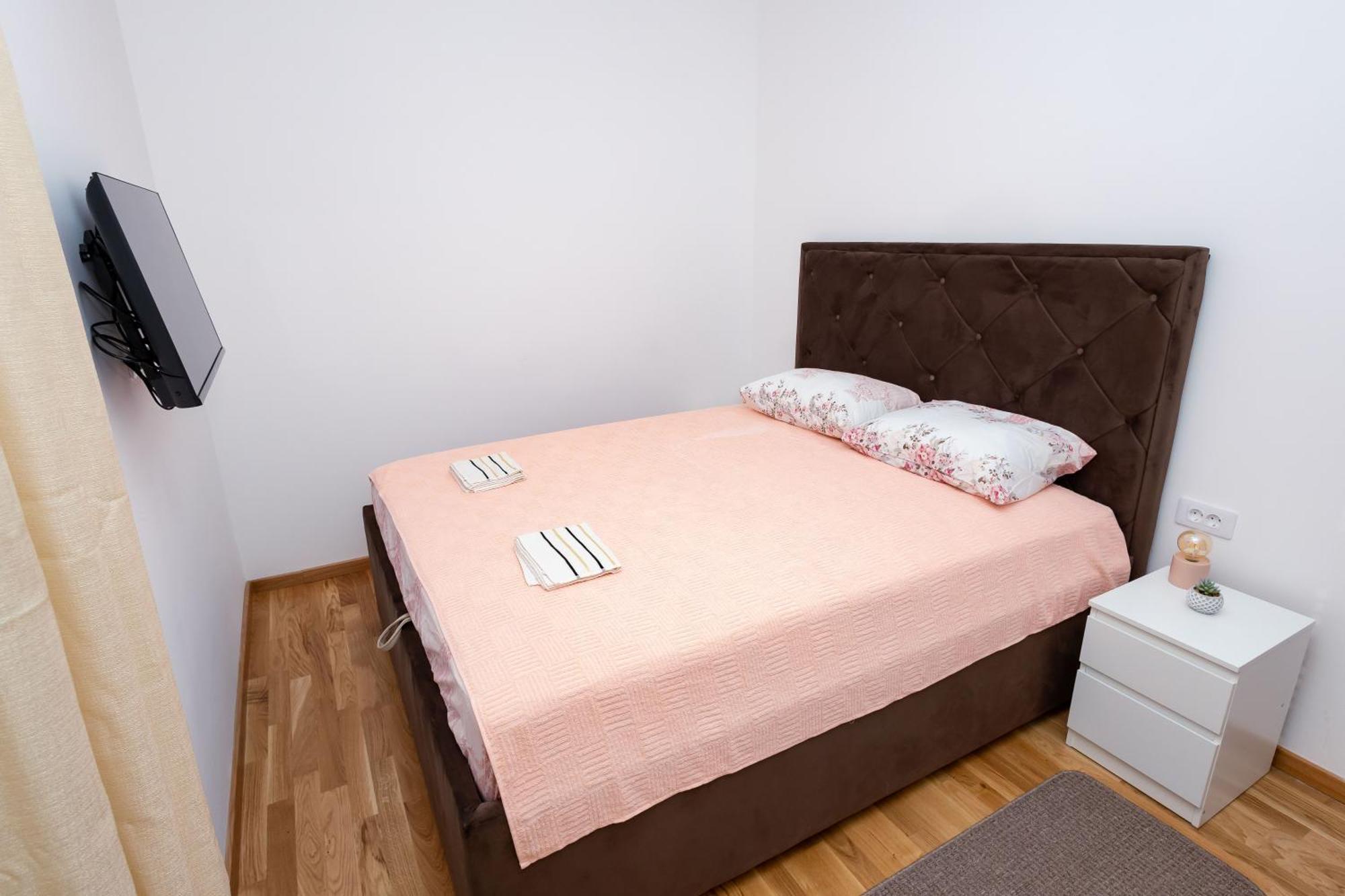 Elegant Escape Podgorica Lägenhet Exteriör bild